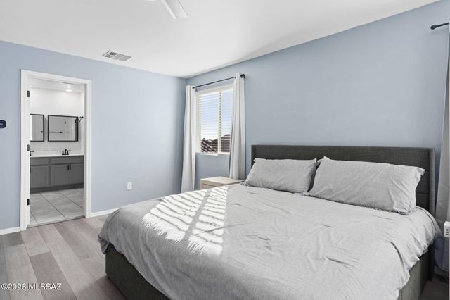 8018 S Golden Bell Drive, Tucson, AZ 85747