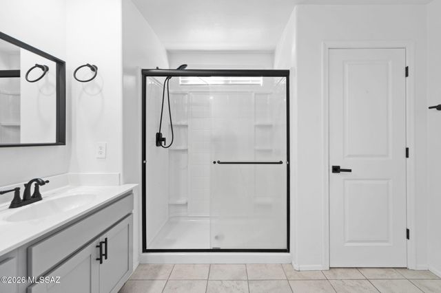 8018 S Golden Bell Drive, Tucson, AZ 85747