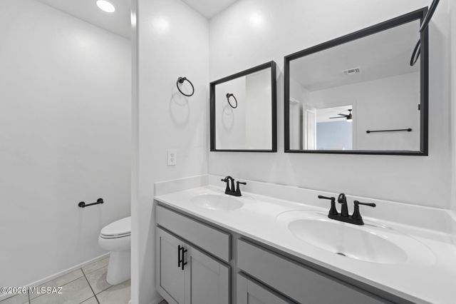 8018 S Golden Bell Drive, Tucson, AZ 85747