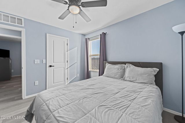 8018 S Golden Bell Drive, Tucson, AZ 85747