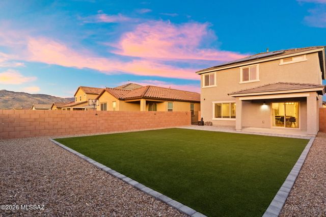 8018 S Golden Bell Drive, Tucson, AZ 85747