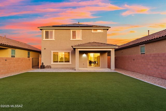 8018 S Golden Bell Drive, Tucson, AZ 85747