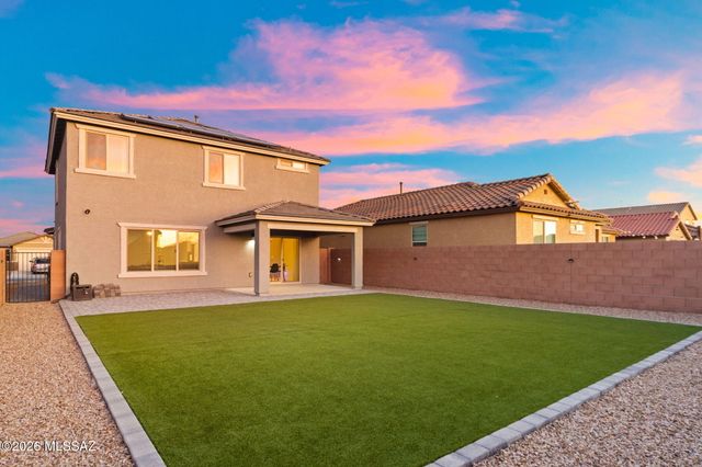 8018 S Golden Bell Drive, Tucson, AZ 85747