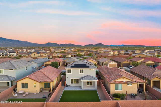 8018 S Golden Bell Drive, Tucson, AZ 85747