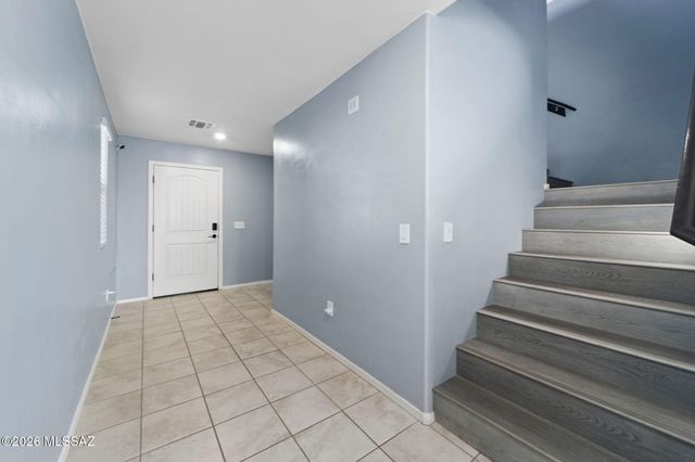 8018 S Golden Bell Drive, Tucson, AZ 85747