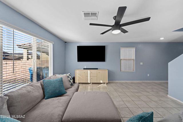 8018 S Golden Bell Drive, Tucson, AZ 85747