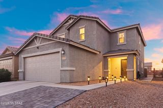 8018 S Golden Bell Drive, Tucson, AZ 85747