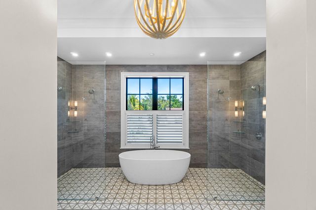 18 NW 15th Street, Delray Beach, FL 33444