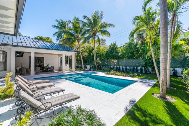18 NW 15th Street, Delray Beach, FL 33444