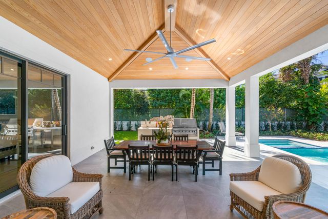 18 NW 15th Street, Delray Beach, FL 33444