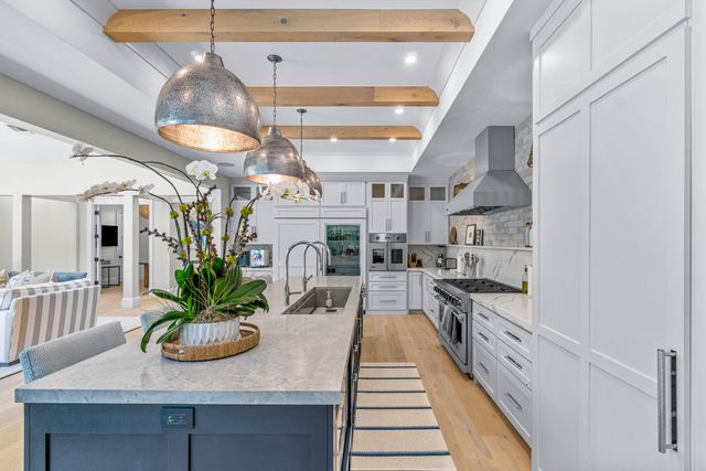 18 NW 15th Street, Delray Beach, FL 33444