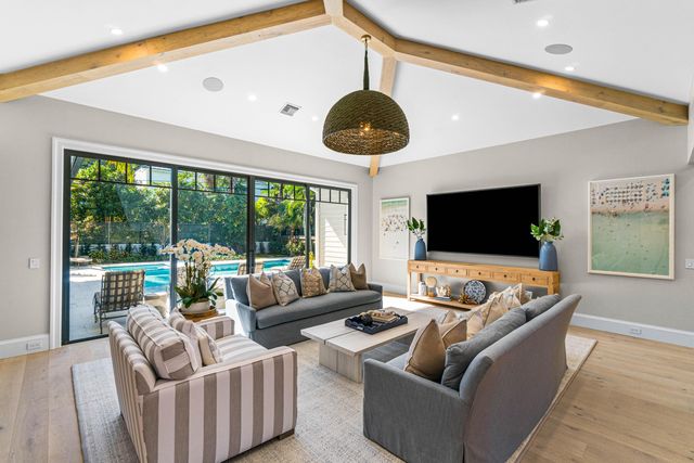 18 NW 15th Street, Delray Beach, FL 33444