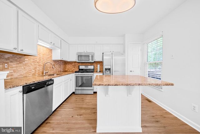 8596 COLD HARBOR LOOP, Manassas, VA 20111
