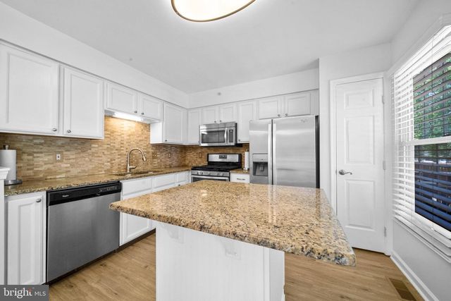 8596 COLD HARBOR LOOP, Manassas, VA 20111