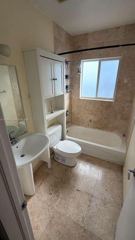 10101 W Bay Harbor Dr 9, Bay Harbor Islands, FL 33154