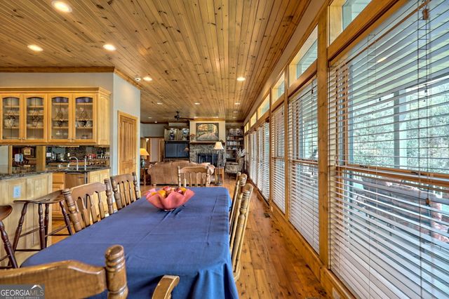 115 Dam Lake Drive, Dillard, GA 30537