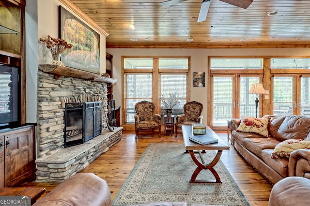 115 Dam Lake Drive, Dillard, GA 30537