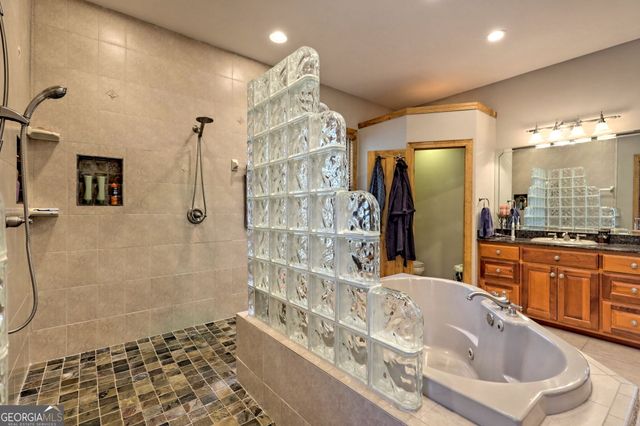 115 Dam Lake Drive, Dillard, GA 30537