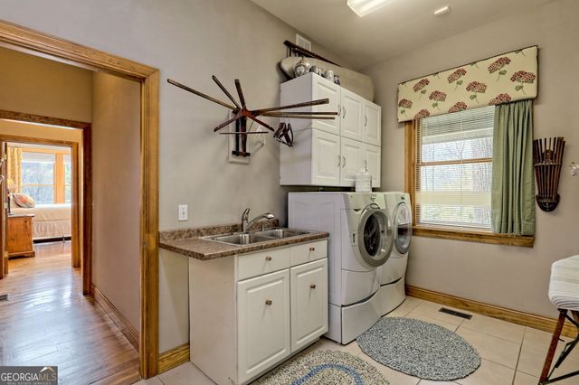 115 Dam Lake Drive, Dillard, GA 30537