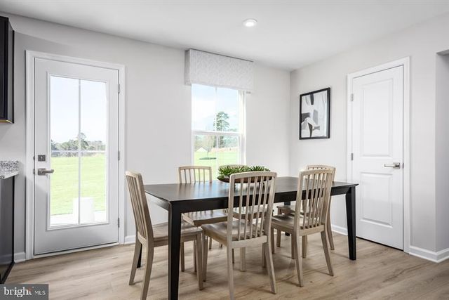 111 EAGLE DR, Gettysburg, PA 17325