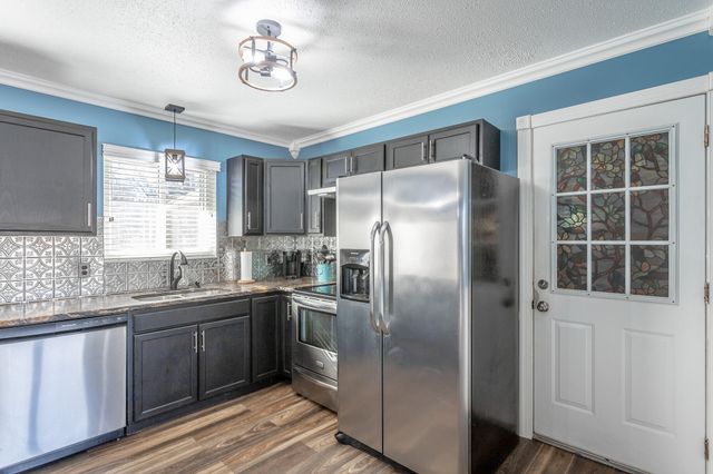 1416 Highcrest Drive, Hixson, TN 37343