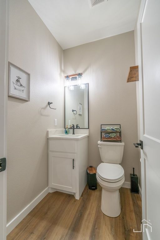 Image 16 of property listing at 5318 Riviera Lane, San Angelo, TX 76904
