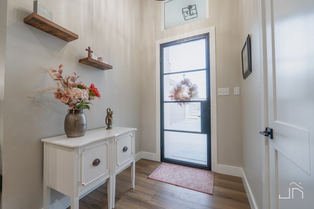 Image 3 of property listing at 5318 Riviera Lane, San Angelo, TX 76904