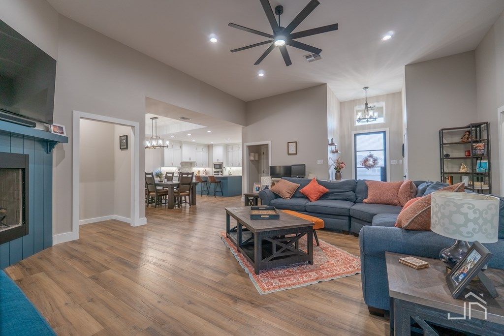 Image 5 of property listing at 5318 Riviera Lane, San Angelo, TX 76904