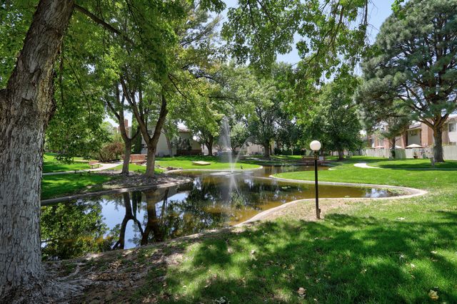 3 Lakeshore Drive NE, Albuquerque, NM 87112