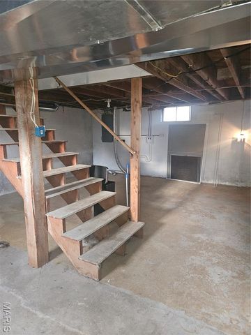 411 W 2nd Street, Montgomery City, MO 63361