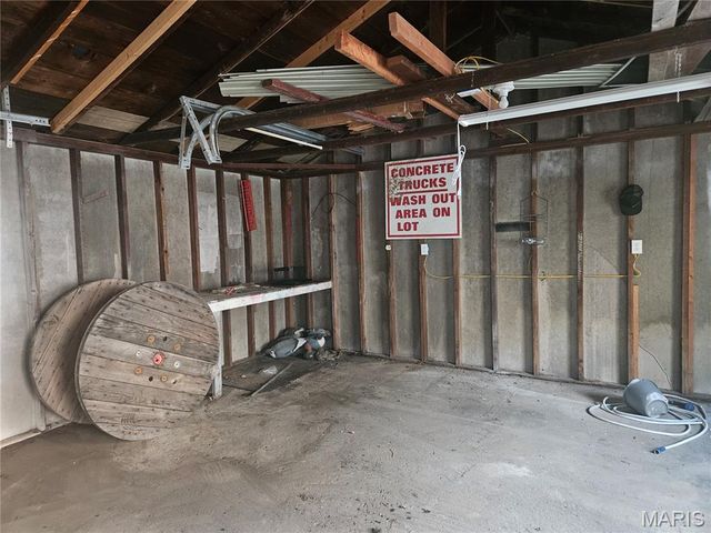 411 W 2nd Street, Montgomery City, MO 63361