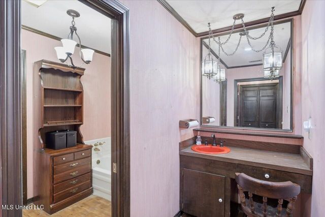 5230 Brookleigh Drive, Byram, MS 39272
