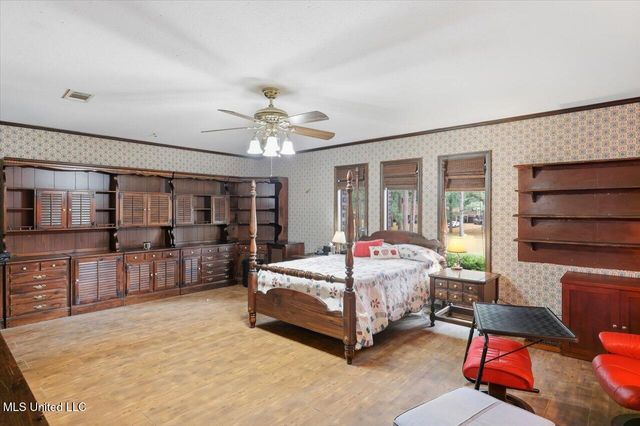 5230 Brookleigh Drive, Byram, MS 39272