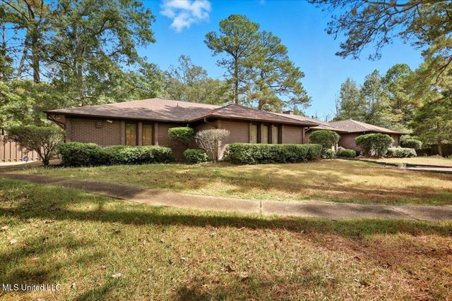 5230 Brookleigh Drive, Byram, MS 39272