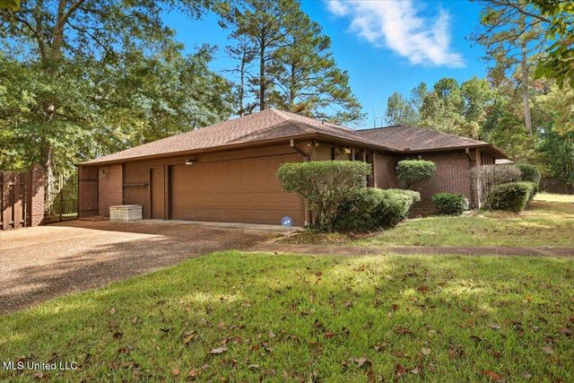 5230 Brookleigh Drive, Byram, MS 39272