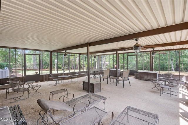 5230 Brookleigh Drive, Byram, MS 39272