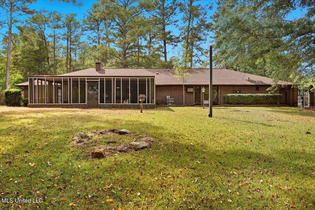 5230 Brookleigh Drive, Byram, MS 39272