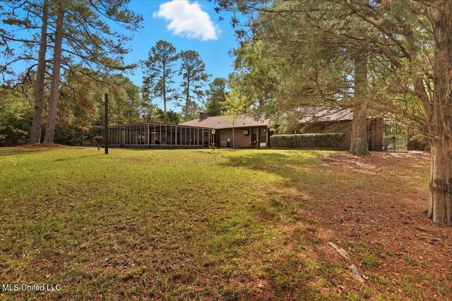 5230 Brookleigh Drive, Byram, MS 39272