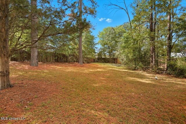 5230 Brookleigh Drive, Byram, MS 39272