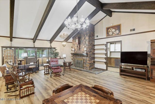 5230 Brookleigh Drive, Byram, MS 39272