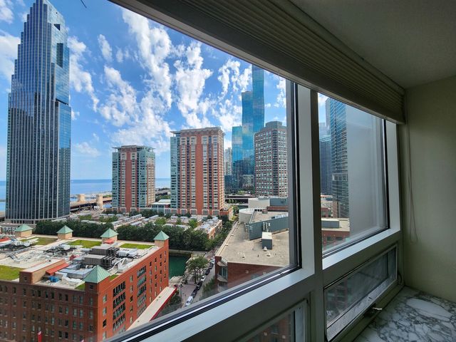 512 N Mcclurg Court 1206, Chicago, IL 60611