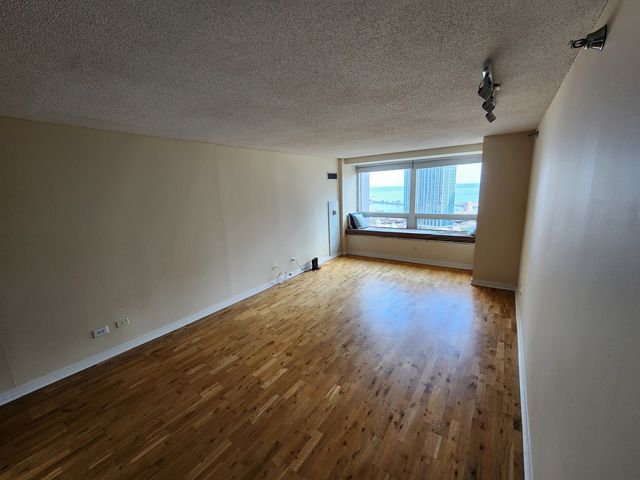 512 N Mcclurg Court 1206, Chicago, IL 60611