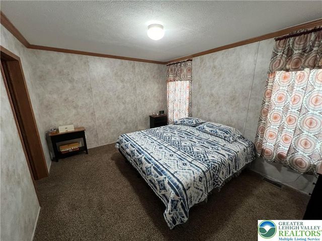 12 Springridge Road, Moore Twp, PA 18014