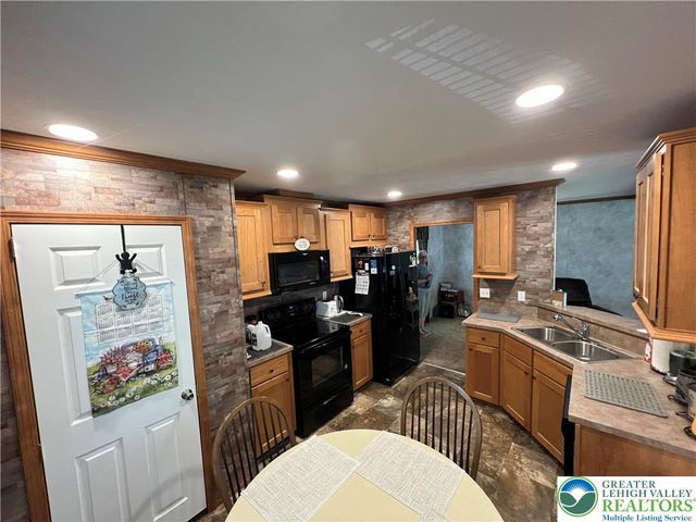 12 Springridge Road, Moore Twp, PA 18014