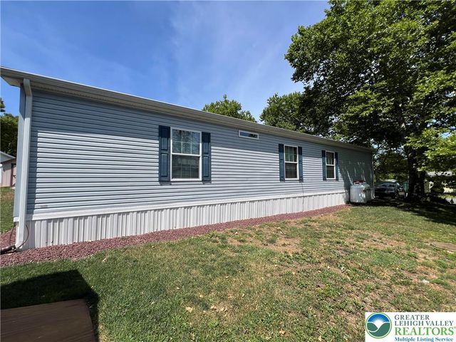 12 Springridge Road, Moore Twp, PA 18014