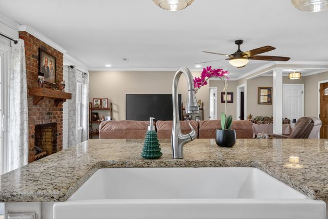 5 Camper Creek Rd, Fayetteville, TN 37334