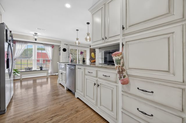 5 Camper Creek Rd, Fayetteville, TN 37334