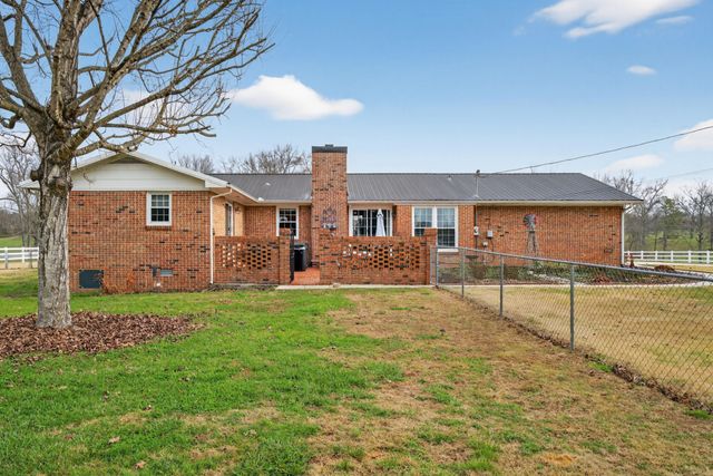 5 Camper Creek Rd, Fayetteville, TN 37334