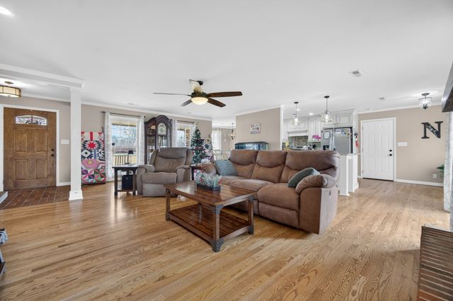 5 Camper Creek Rd, Fayetteville, TN 37334