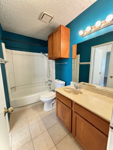 1501 Gentle Wind Drive, Arlington, TX 76018